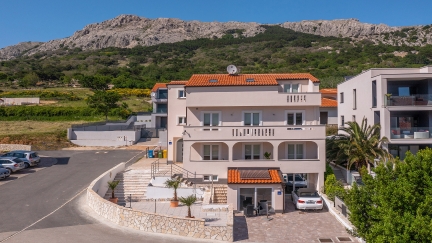 Apartman Gerta 1 s balkonom i pogledom na more