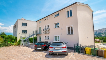 Apartment Gerta 1 with Balcony and Sea View