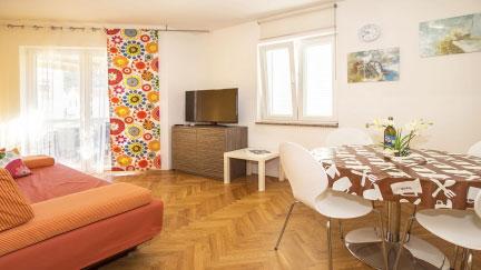 Apartman Mare 4 s terasom i blizu plaze