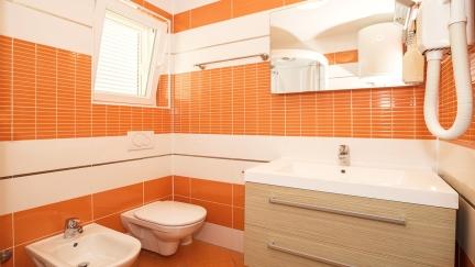 Apartman Mare 1 s terasom i blizu plaze