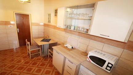 Apartman Svajka 2 s balkonom i blizu plaze