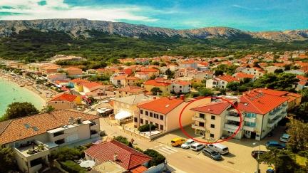 City Center Apartment B3 with Balcony and Sea View