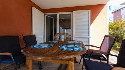 Apartman Adria Garden 2 s terasom
