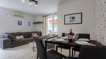 Apartman Adria Garden 2 s terasom