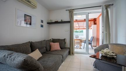 Apartman Adria Garden 2 s terasom