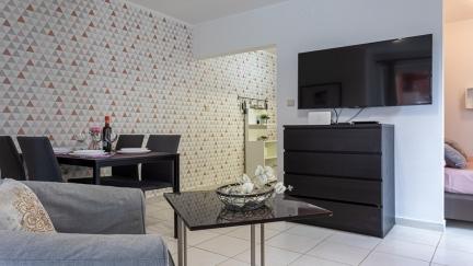 Apartman Adria Garden 2 s terasom