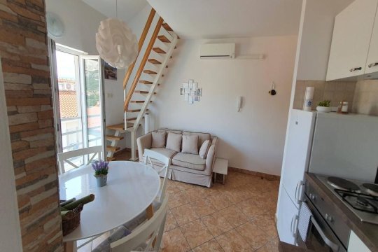 Appartement Zlatko avec balcon et vue sur la mer