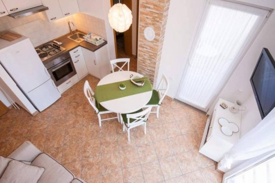 Appartement Zlatko avec balcon et vue sur la mer