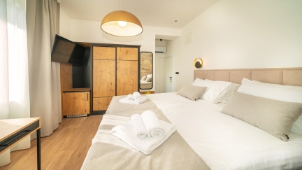 Castellum Besca - Deluxe Double Room #1 with Sea View