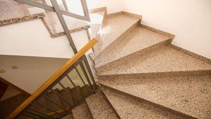 Apartma Mare 5 s teraso in blizu plaže