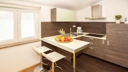 Apartma Mare 5 s teraso in blizu plaže