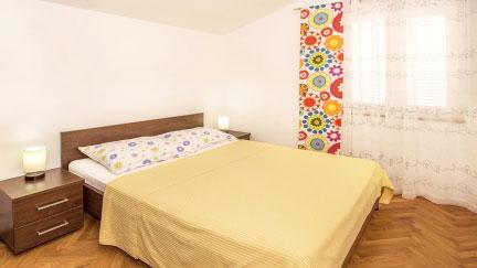 Apartma Mare 5 s teraso in blizu plaže