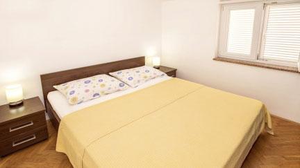 Apartma Mare 5 s teraso in blizu plaže