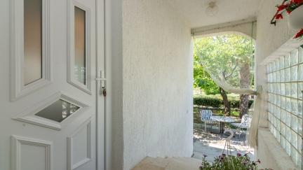 Apartment Ljubica with Terrace and Garden View