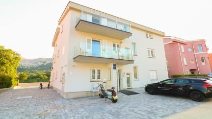 Apartman San Antonio 6 s balkonom