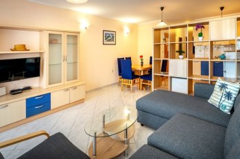 Apartment Mirna Just a Minute from the Beach