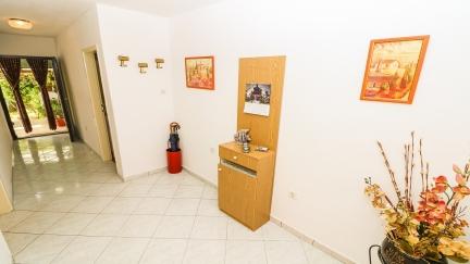 Studio Apartman Gilda 2 s balkonom u mirnom dijelu