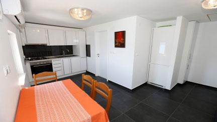 Apartman Darko u starom dijelu s pogledom na more