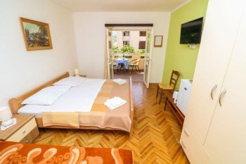 Double Room with Terrace Tomica 4