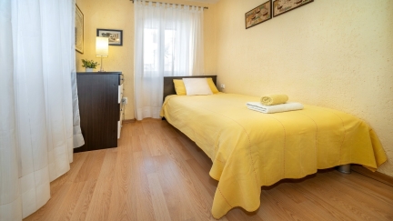 Apartman Ivo s terasom i pogledom na more