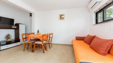 Apartman Sucur A2+1 s terasom