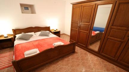 Apartment Francesca Located Very Close to the Beach