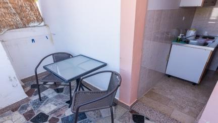 Studio Apartment By The Way 4 with Balcony