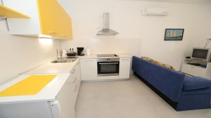 Apartman Jasna 2 s balkonom i pogledom na more