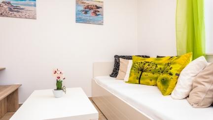 Apartman Joel s terasom