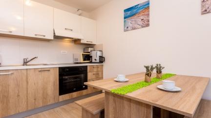 Apartman Joel s terasom