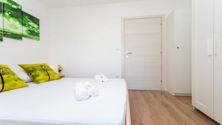 Apartman Joel s terasom