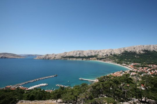 Apartment Dean with Terrace in Quiet Area