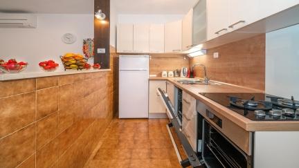 Apartman Stanka sa terasom u mirnom dijelu mjesta