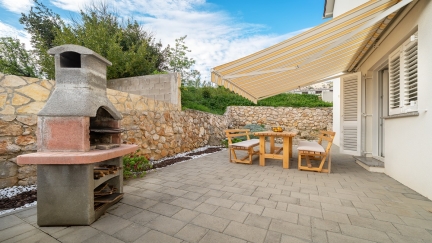 Apartment Robert mit 2 Doppelzimmern und Terrasse