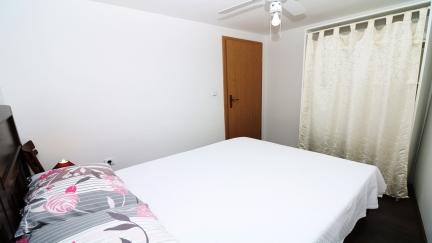 Apartman Pijero s terasom u mirnom dijelu