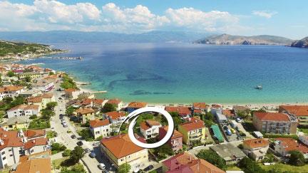 Prazdninovy apartman Davor 1 s terasou a blizko plaže