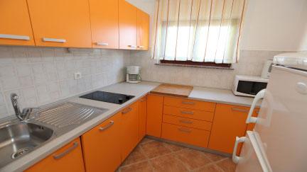 Apartman Bozica s 2 dvokrevetne sobe i terasom