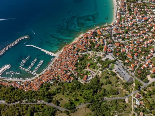 Studio apartman Prvic s pogledom na more