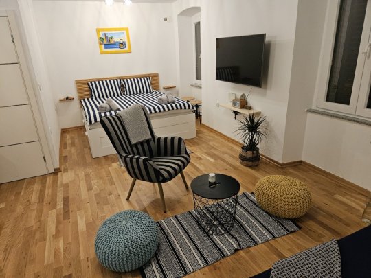 Studio apartman Prvic s pogledom na more