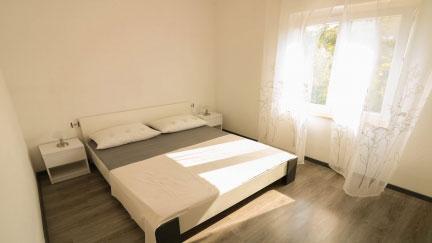 Apartment Branko A4 with 2 Double Rooms and Terrace