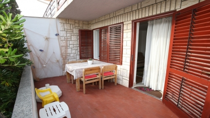 Apartment Cuhas with Balcony
