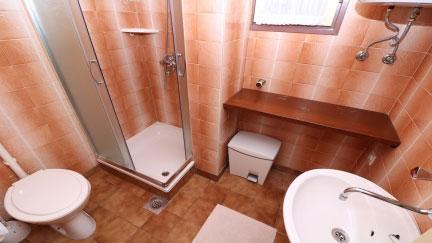 Apartment Jagoda A2+1 with terrace and private parking