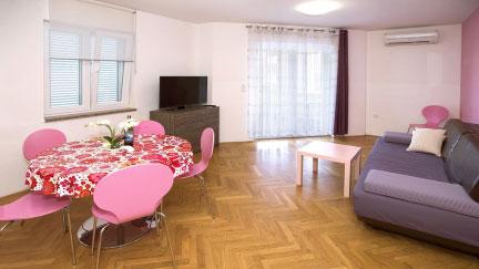 Apartment Mare 2 with Terrace & Close to the Beach