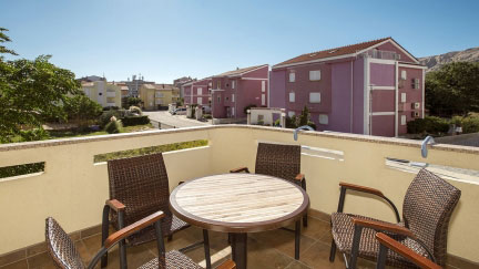 Apartment Mare 2 with Terrace & Close to the Beach