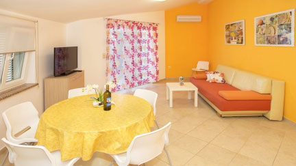 Apartment Mare 3 with Terrace & Close to the Beach