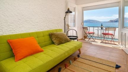 Apartment Nora by the beach