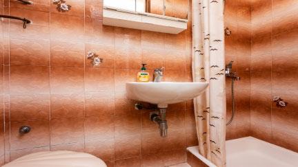 Studio Apartment Mira with Terrace and Extra Bed