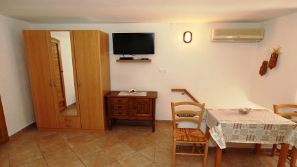 Studio Apartment Tea in Old Town and Close to the Beach